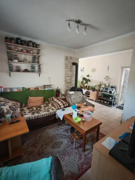 Eladó családi ház, Ács 3 szoba 97 m² 55.9 M Ft