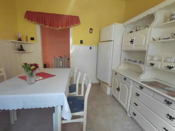 Eladó családi ház, Kisbér 3 szoba 98 m² 53 M Ft