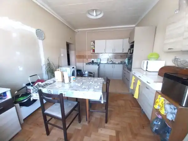 Eladó családi ház, Komárom 2+1 szoba 89 m² 68.5 M Ft