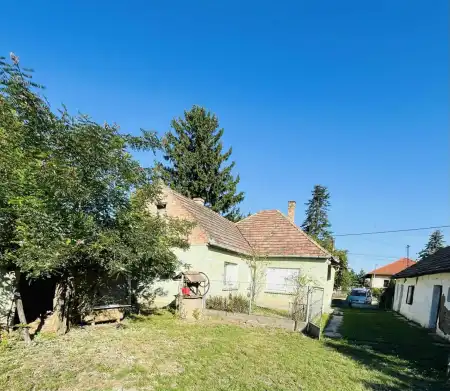 Eladó családi ház, Mocsa 3 szoba 80 m² 38.5 M Ft