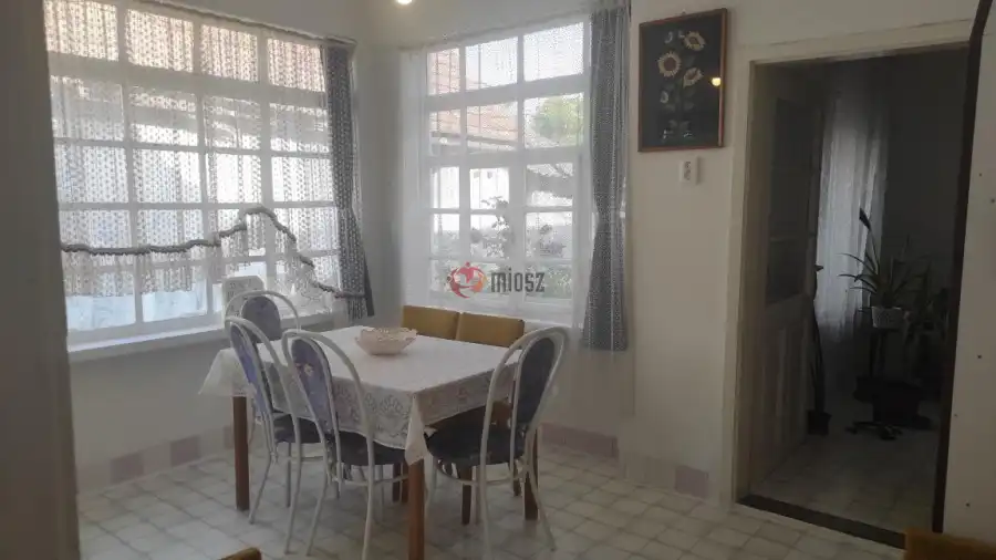 eladó családi ház, Mocsa