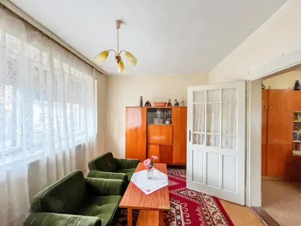 Eladó családi ház, Szomód 2 szoba 70 m² 29.8 M Ft