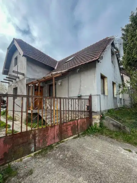 Eladó családi ház, Szomód 5 szoba 150 m² 39 M Ft