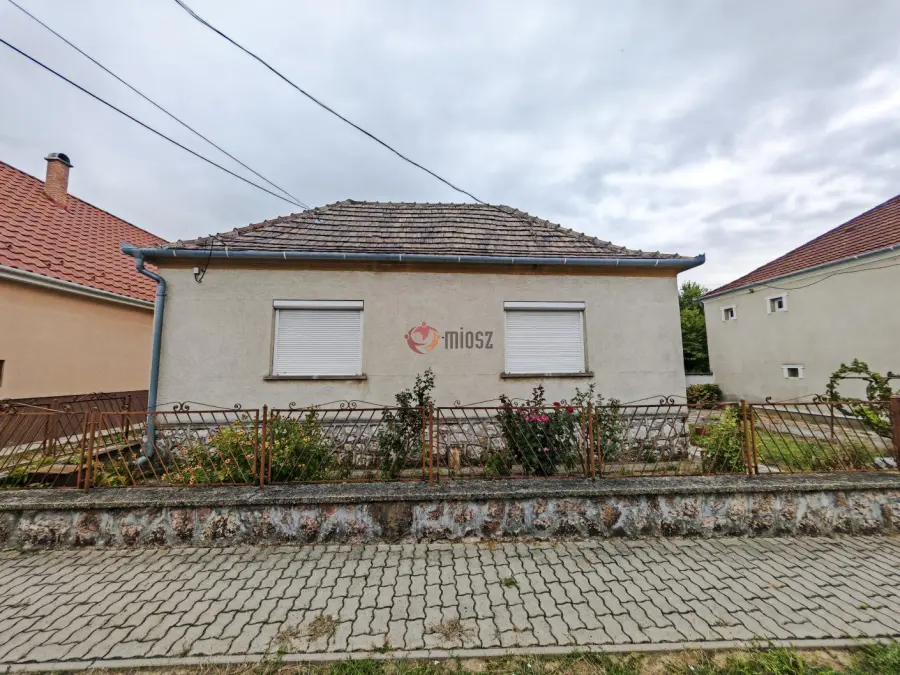 eladó családi ház, Tarján