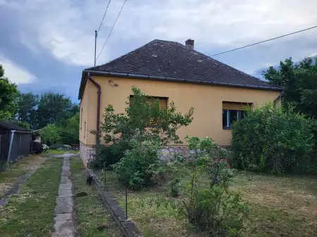 Eladó családi ház, Tata 3 szoba 86 m² 59.99 M Ft