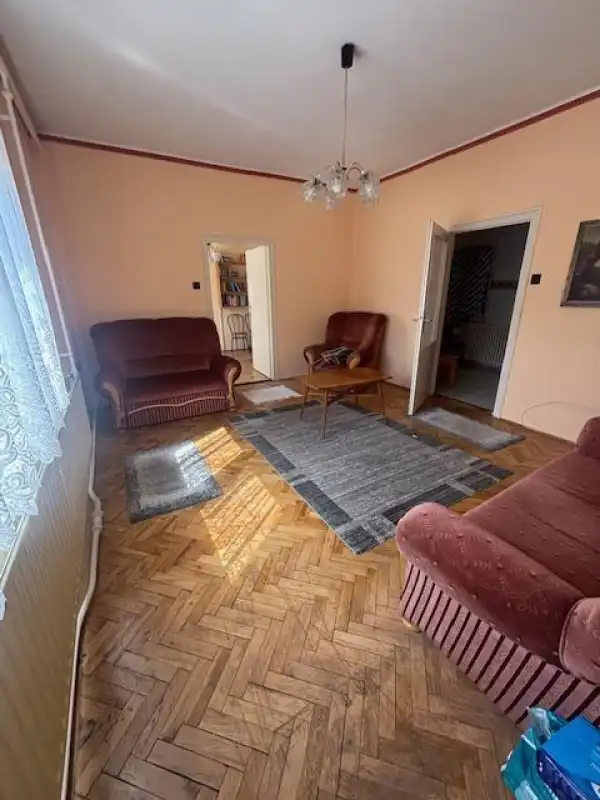 Eladó családi ház, Tata 5 szoba 150 m² 81.9 M Ft