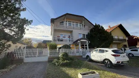 Eladó családi ház, Tata 4 szoba 190 m² 149 M Ft