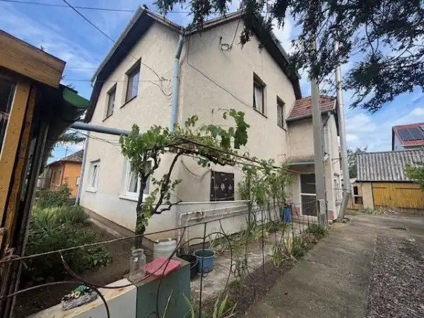 Eladó családi ház, Tata 5 szoba 150 m² 79.9 M Ft