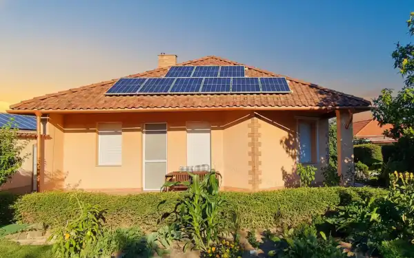 Eladó családi ház, Tatabánya 4+1 szoba 100 m² 119 M Ft