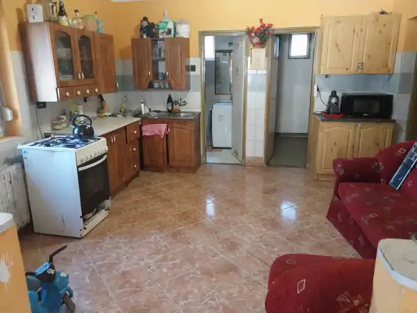Eladó családi ház, Vérteskethely 3 szoba 95 m² 44.9 M Ft