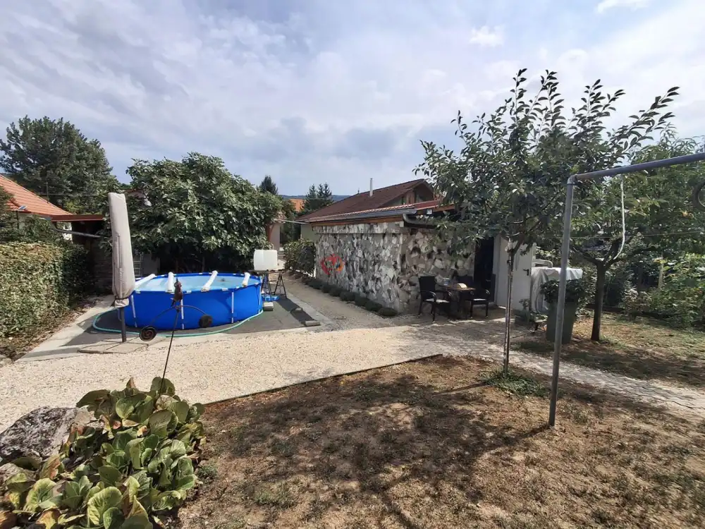 Komárom-Esztergom megye - Vértesszőlős