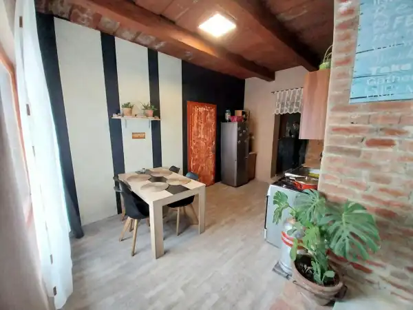 Eladó ikerház, Ászár 2 szoba 90 m² 34 M Ft