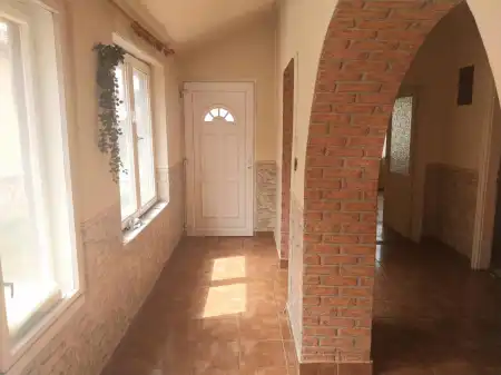 Eladó ikerház, Császár 2 szoba 70 m² 18.5 M Ft