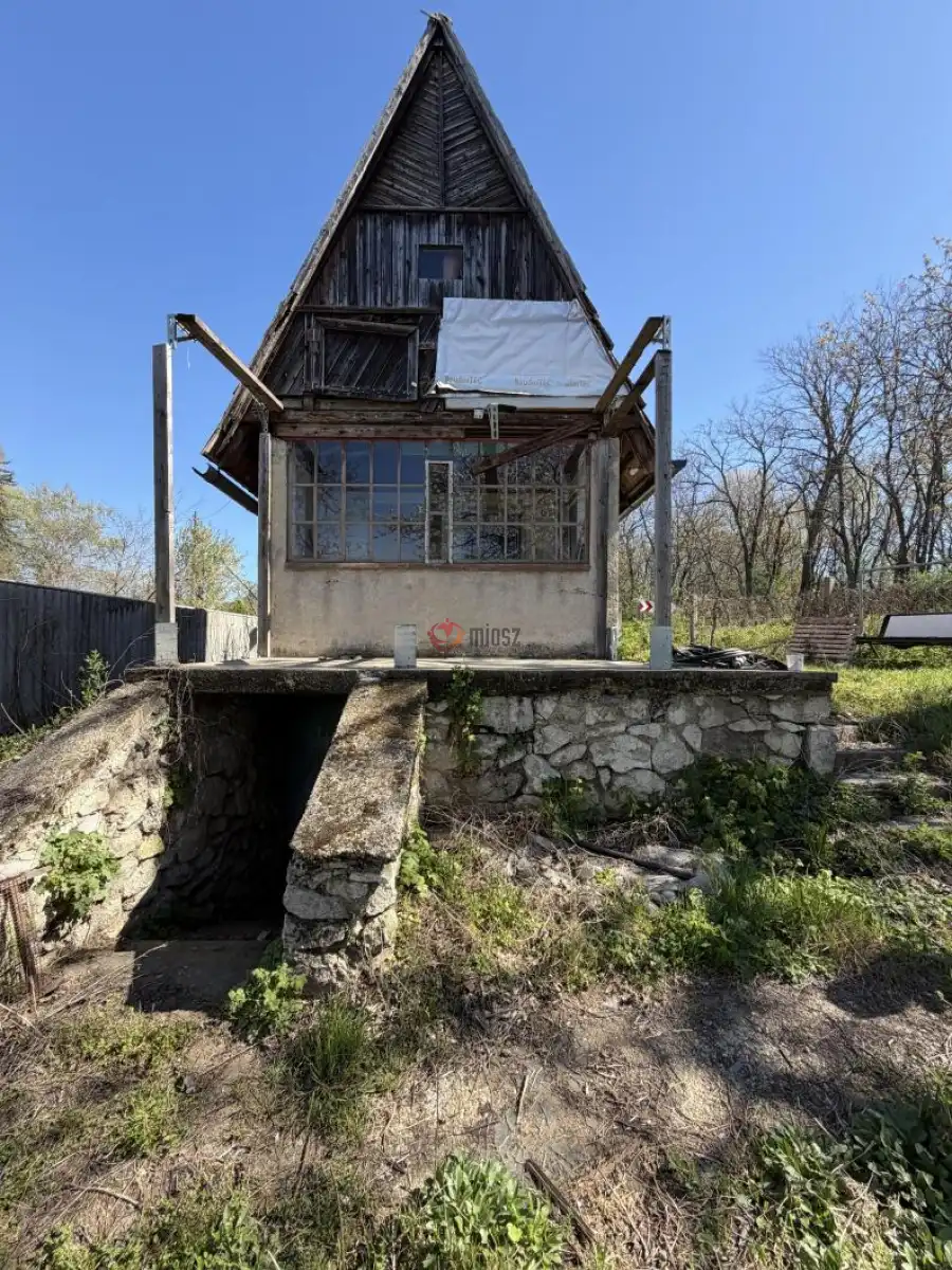 eladó nyaraló, Szomód