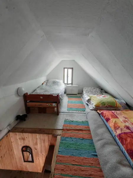 Eladó nyaraló, Tatabánya 2 szoba 33 m² 14 M Ft