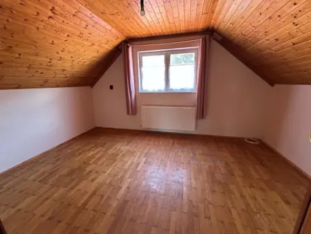 Eladó nyaraló, Tatabánya 5 szoba 136 m² 71.9 M Ft
