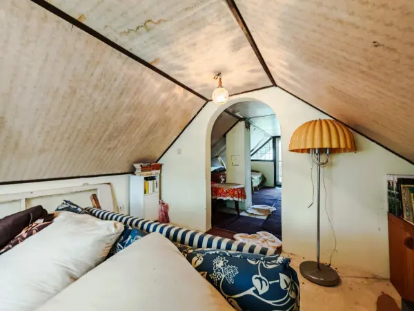 Eladó nyaraló, Vértesszőlős 3 szoba 55 m² 7.2 M Ft