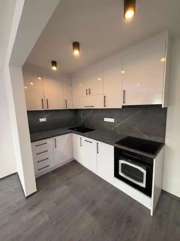 Eladó panellakás, Tatabánya 3 szoba 55 m² 46.9 M Ft