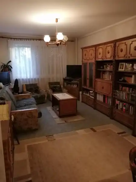 Eladó panellakás, Tatabánya 2 szoba 53 m² 39 M Ft