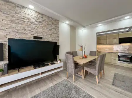 Eladó panellakás, Tatabánya 2+1 szoba 53 m² 51.9 M Ft