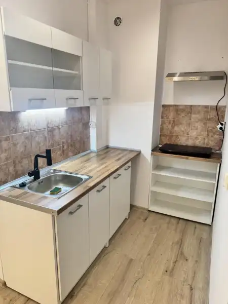 Eladó panellakás, Tatabánya 1+1 szoba 36 m² 33.5 M Ft