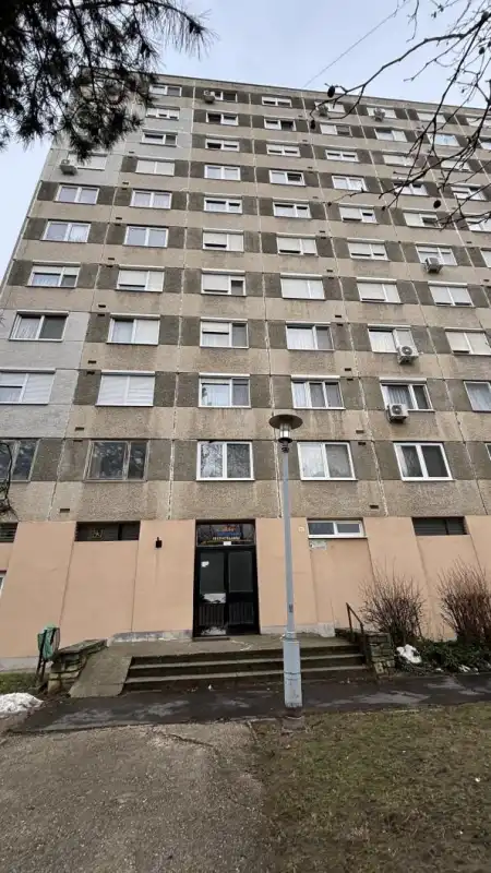 Eladó panellakás, Tatabánya 1+1 szoba 36 m² 28.5 M Ft