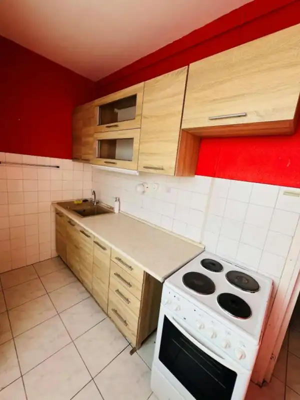 Eladó panellakás, Tatabánya 2 szoba 49 m² 38.9 M Ft