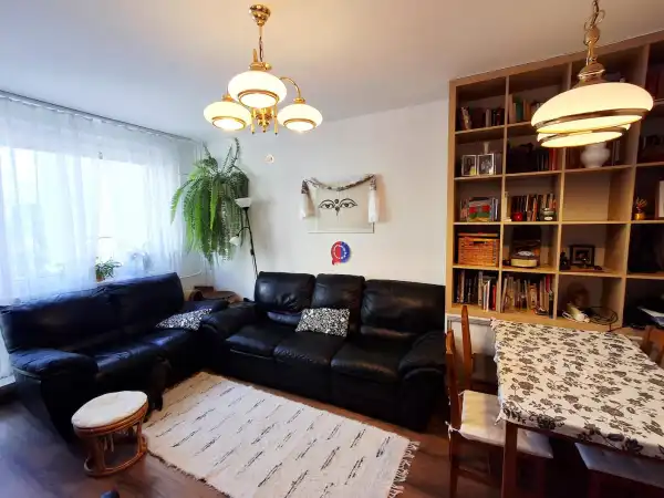 Eladó panellakás, Tatabánya 4 szoba 68 m² 56.9 M Ft