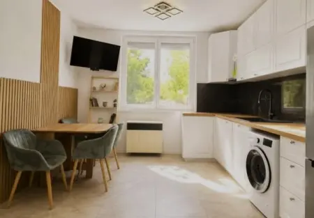 Eladó panellakás, Tatabánya 3 szoba 53 m² 48 M Ft