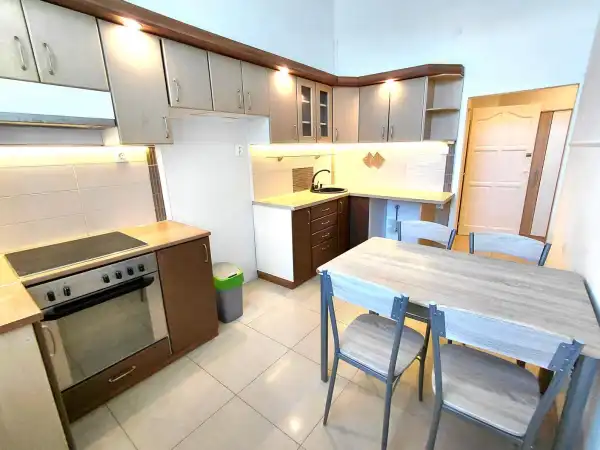 Eladó téglalakás, Komárom 2 szoba 57 m² 45.4 M Ft