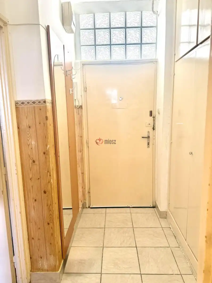 eladó téglalakás, Komárom