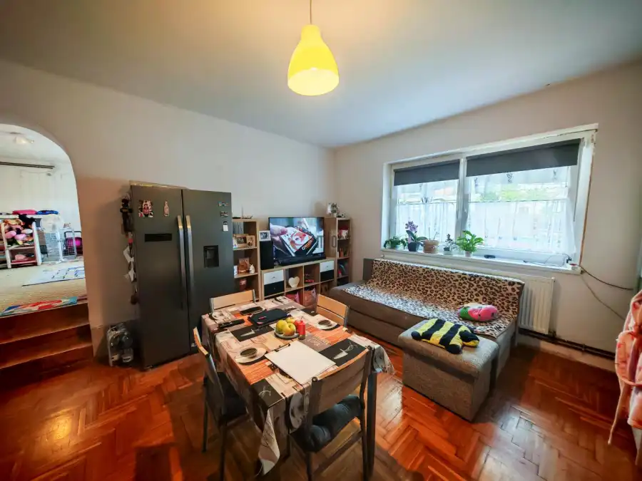 eladó téglalakás, Tata