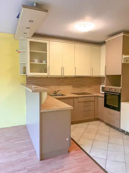 Eladó téglalakás, Tatabánya 2+1 szoba 57 m² 52 M Ft
