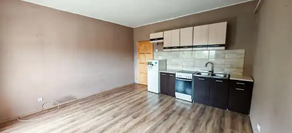 Eladó téglalakás, Tatabánya 2+1 szoba 50 m² 30 M Ft