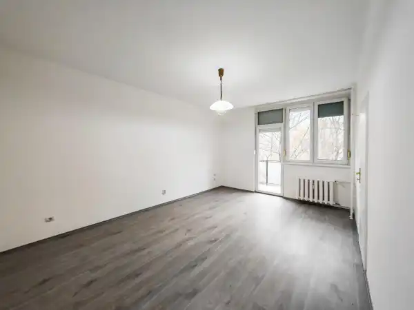 Eladó téglalakás, Tatabánya 1 szoba 42 m² 35.9 M Ft