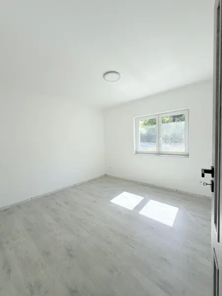 Eladó új építésű családi ház, Naszály 3 szoba 88 m² 88 M Ft