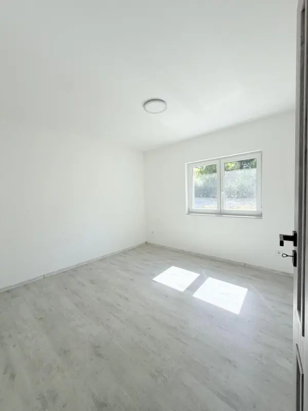 Eladó új építésű családi ház, Naszály 3 szoba 88 m² 88 M Ft