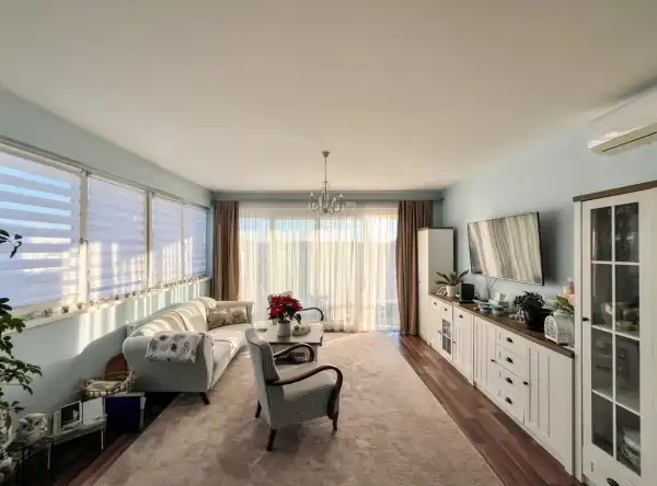 Eladó újszerű téglalakás, Tatabánya 2+1 szoba 75 m² 89.9 M Ft