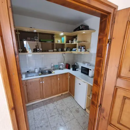 Kiadó iroda, Tata 1 szoba 30 m² 132 E Ft/hó