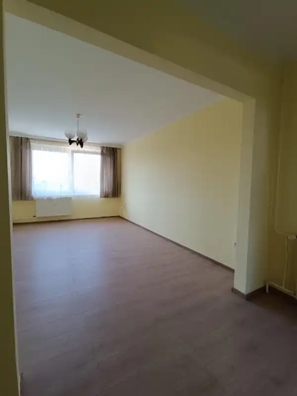 Kiadó panellakás, Tata 2 szoba 53 m² 170 E Ft/hó