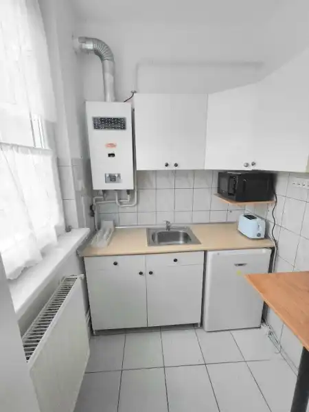 Kiadó téglalakás, Komárom 28 m² 150 E Ft/hó