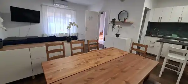 Kiadó téglalakás, Tata 3+1 szoba 90 m² 290 E Ft/hó