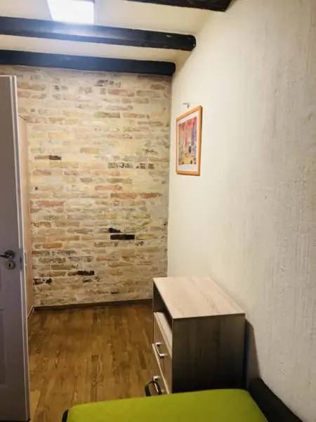 Kiadó téglalakás, Tata 3+1 szoba 120 m² 350 E Ft/hó