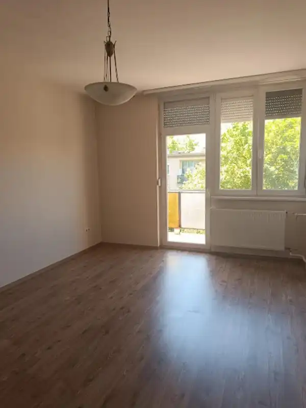 Kiadó téglalakás, Tatabánya 1 szoba 42 m² 140 E Ft/hó