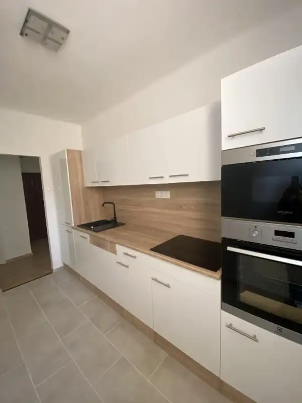 Kiadó téglalakás, Tatabánya 2 szoba 52 m² 185 E Ft/hó