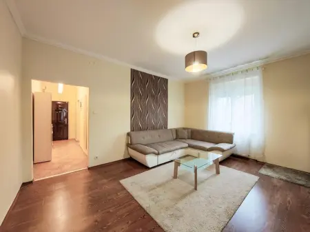 Kiadó téglalakás, Tatabánya 2 szoba 52 m² 185 E Ft/hó